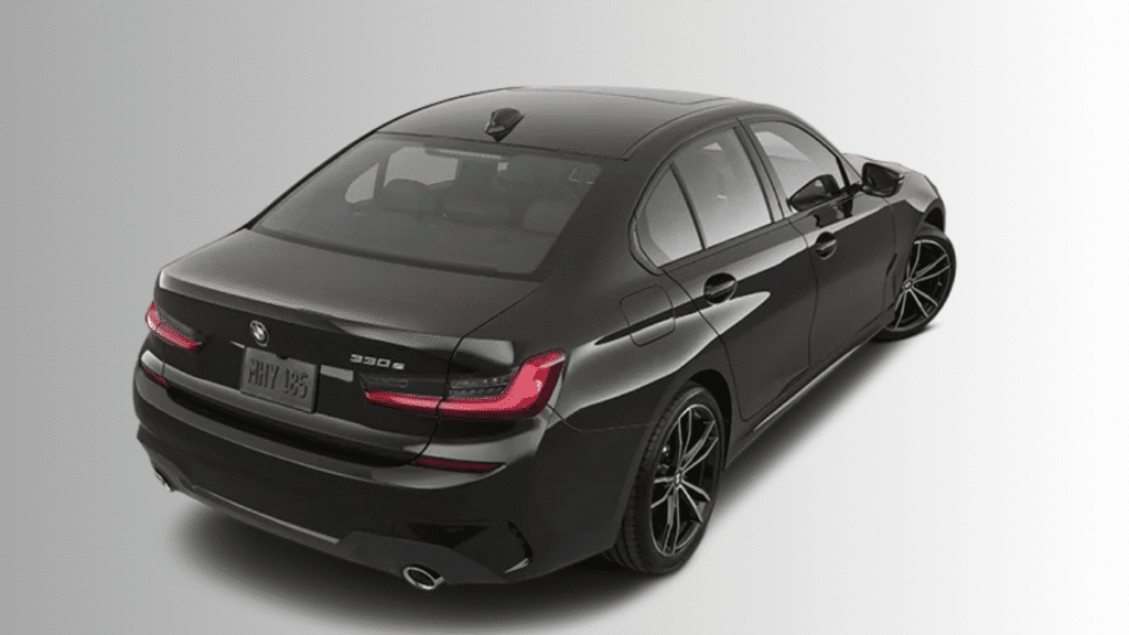 BMW 3 Series Sedan (2022)