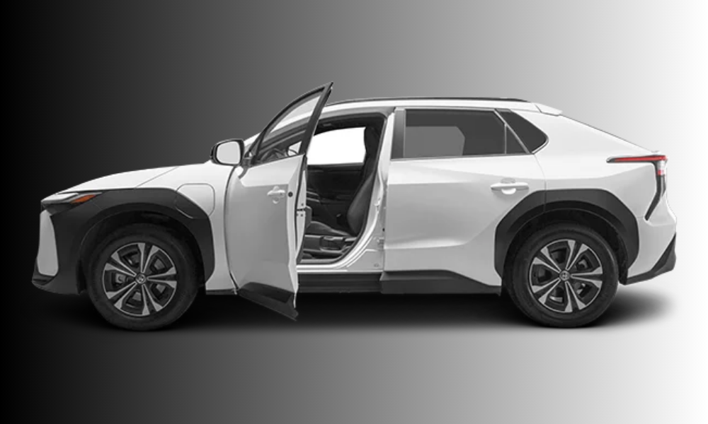 Toyota bZ4X SUV (2022)