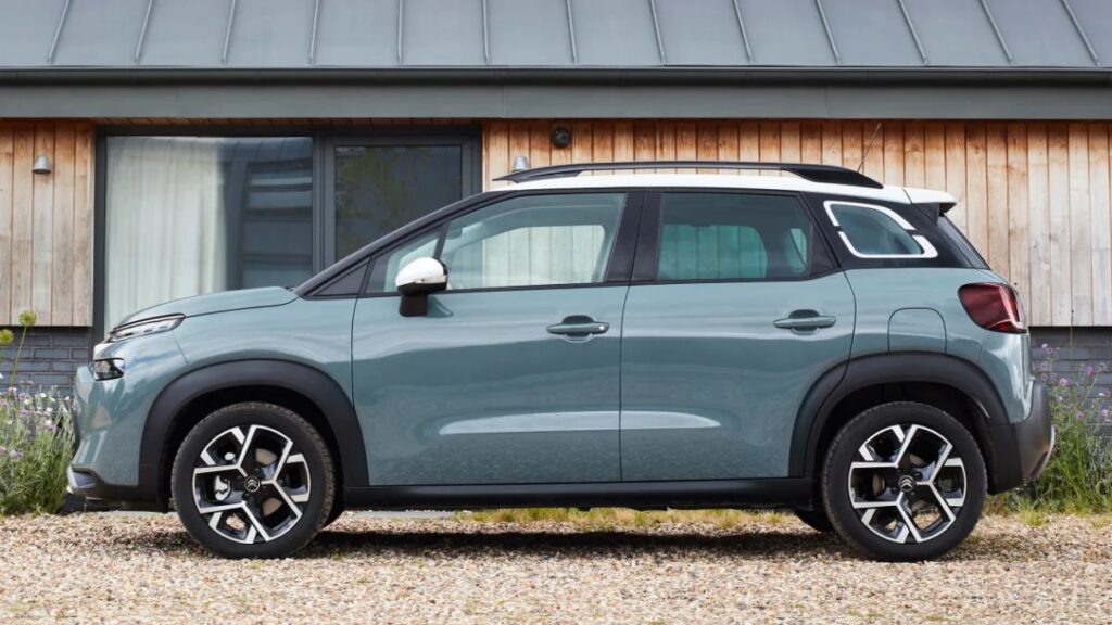 2021 Citroën C3 Aircross side view