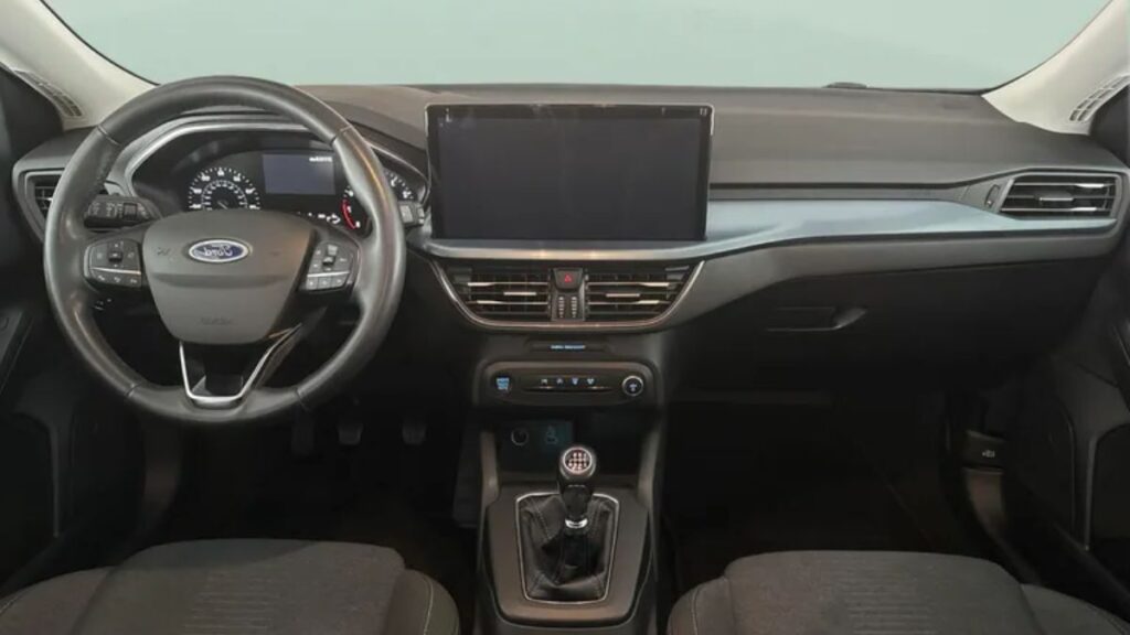 2023 Ford Focus Active interior dashboard and seats