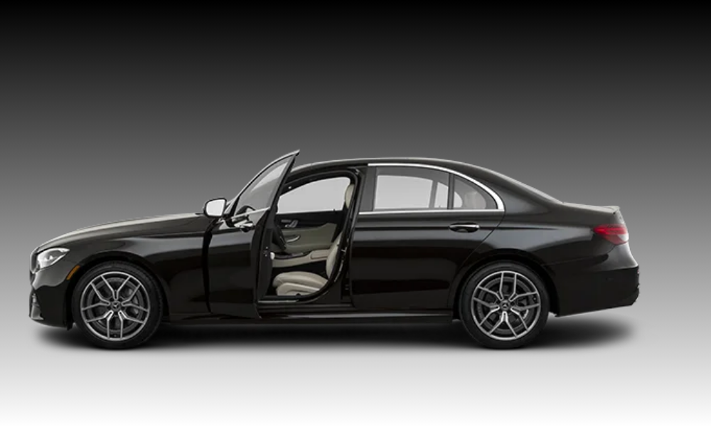 Mercedes-Benz E-Class: 2024