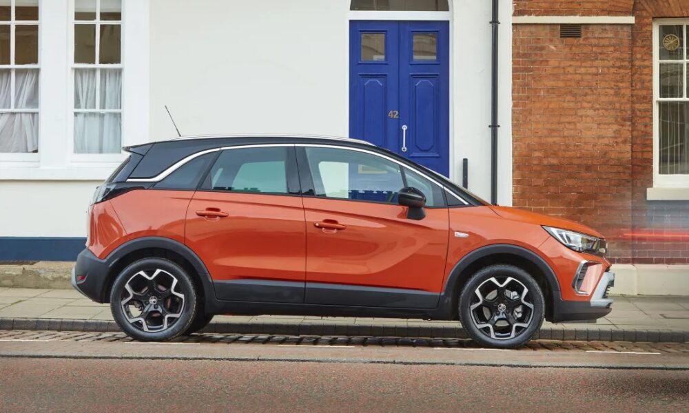 2023 Vauxhall Crossland side profile highlighting spacious cabin and compact SUV proportions