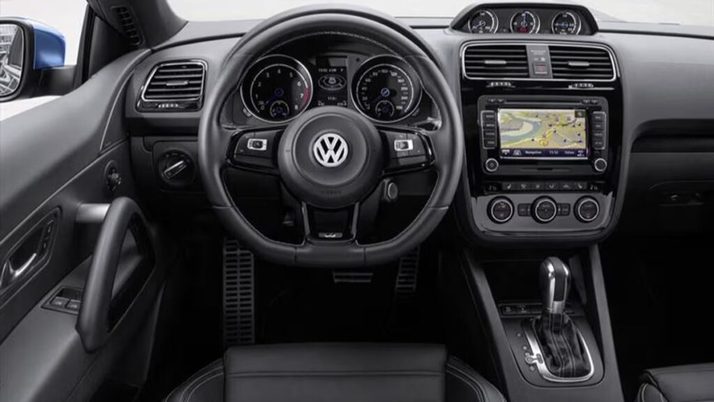 Volkswagen Scirocco interior, driver-focused cockpit and sporty seats