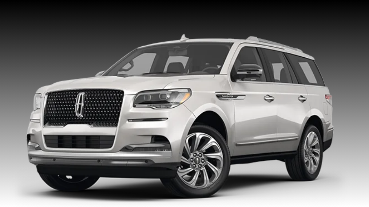 2023 Lincoln Navigator Princess Package
