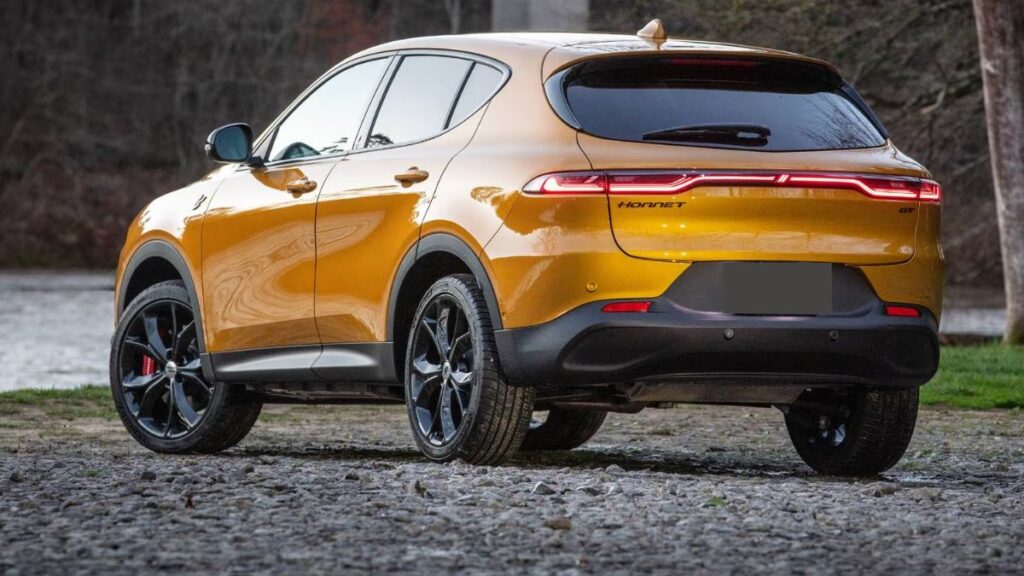 2023 Dodge Hornet rear view with LED taillight bar