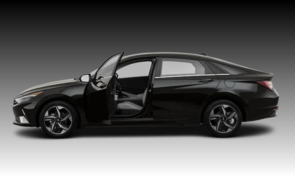 Hyundai Elantra 2023