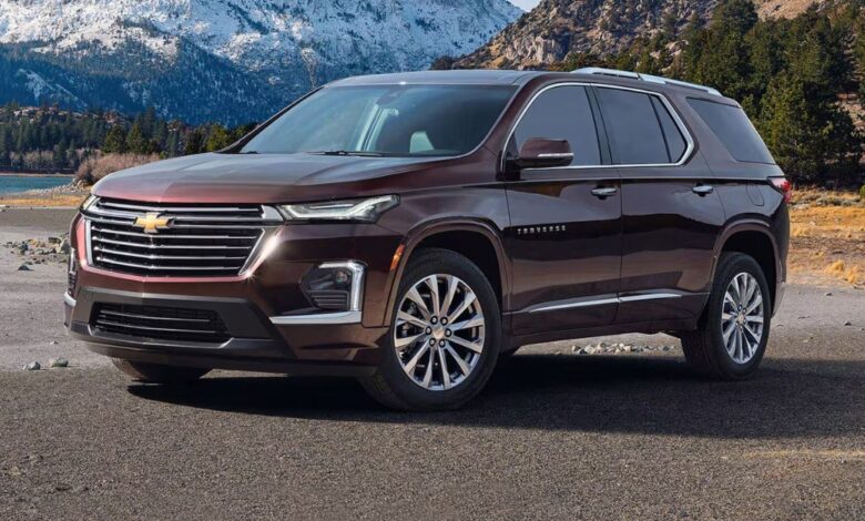 2023 Chevrolet Traverse front view showcasing grille, LED headlights, and bold SUV styling