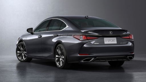 Lexus ES 2023 Review
