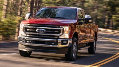 2022 Ford F-250 Super Duty Crew Cab front view showing grille, headlights, and bold heavy-duty styling