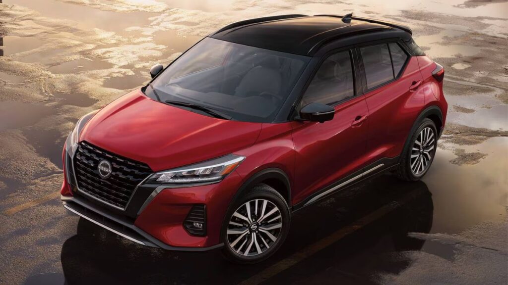 2023 Nissan Kicks front view showcasing V-Motion grille and LED headlight design