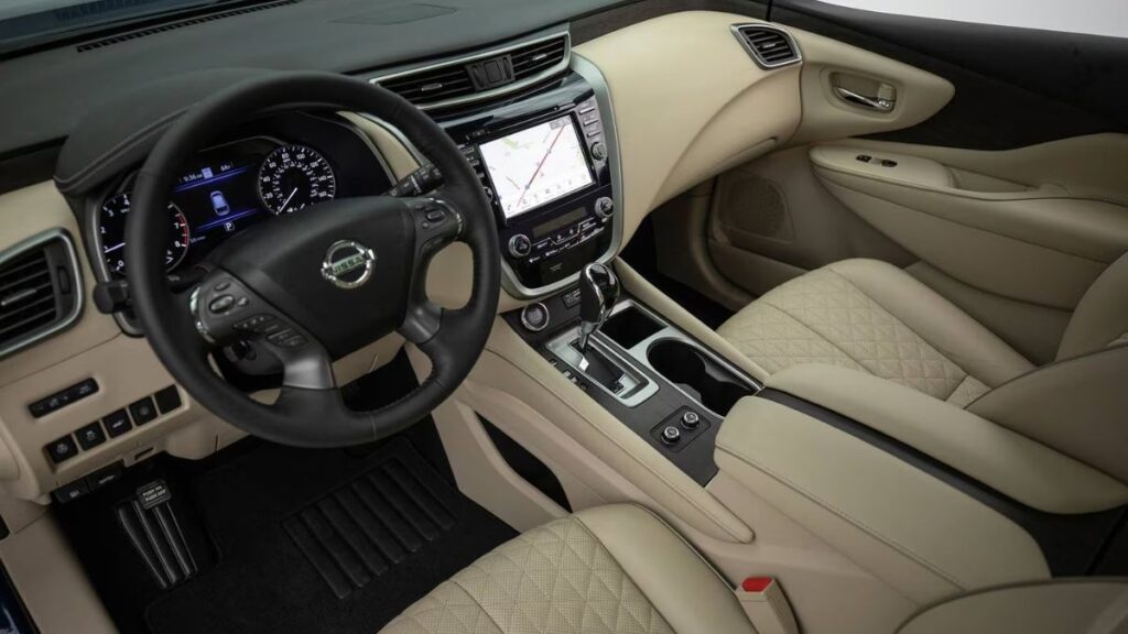 2023 Nissan Murano interior featuring premium seating and touchscreen infotainment system