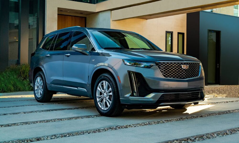 Front angle of the 2022 Cadillac XT6 SUV highlighting its bold grille and modern styling.