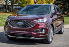 2022 Ford Edge SUV front and side view