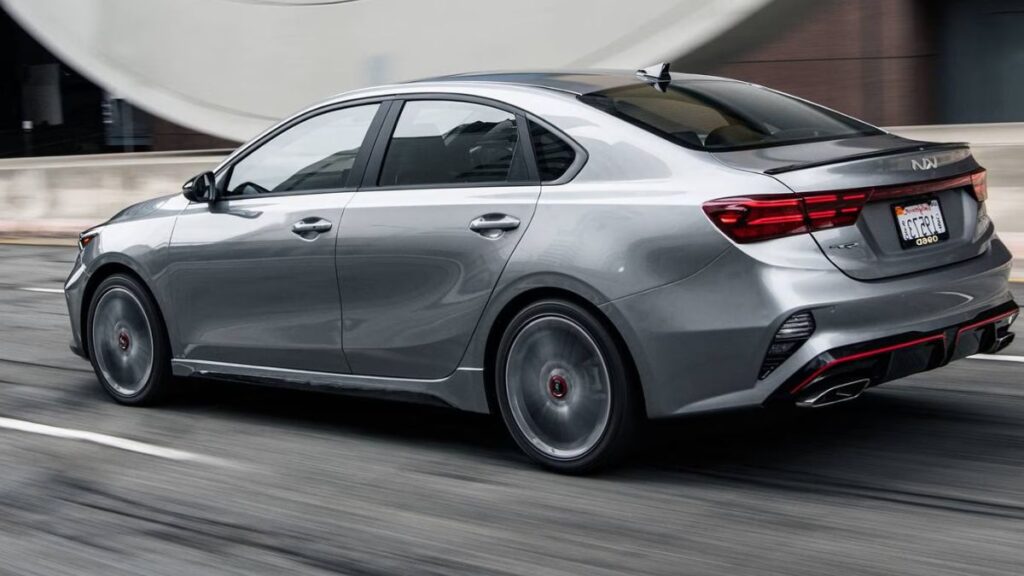 2024 Kia Forte side profile compact sedan exterior