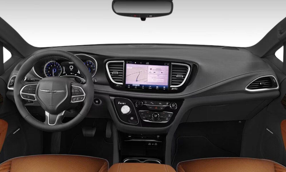2025 Chrysler Pacifica interior dashboard with touchscreen and controls