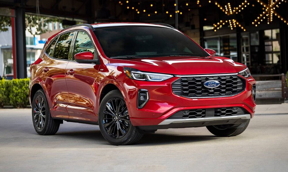 2025 Ford Escape Hybrid front exterior view with updated styling and hybrid powertrain