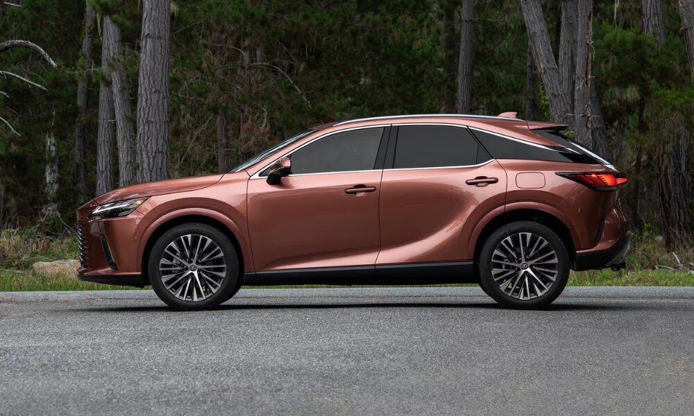 2025 Lexus RX side view luxury SUV sleek silhouette