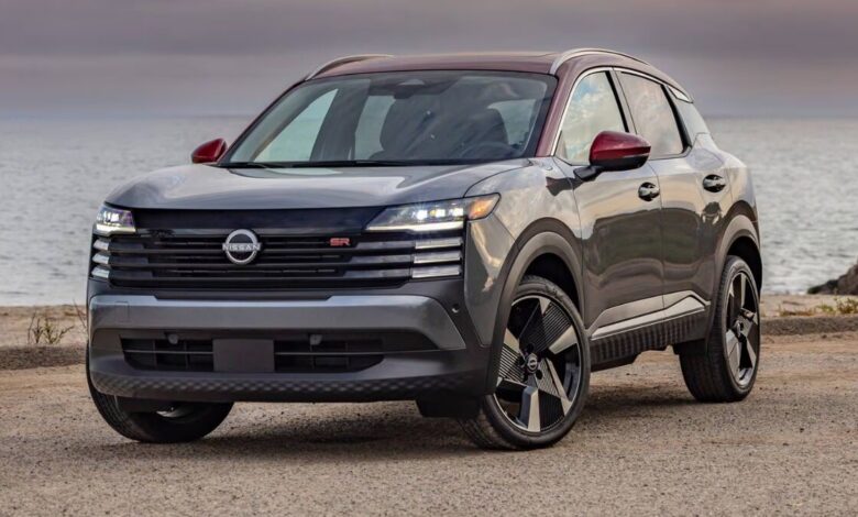 2025 Nissan Kicks front view showing bold grille and modern LED headlights