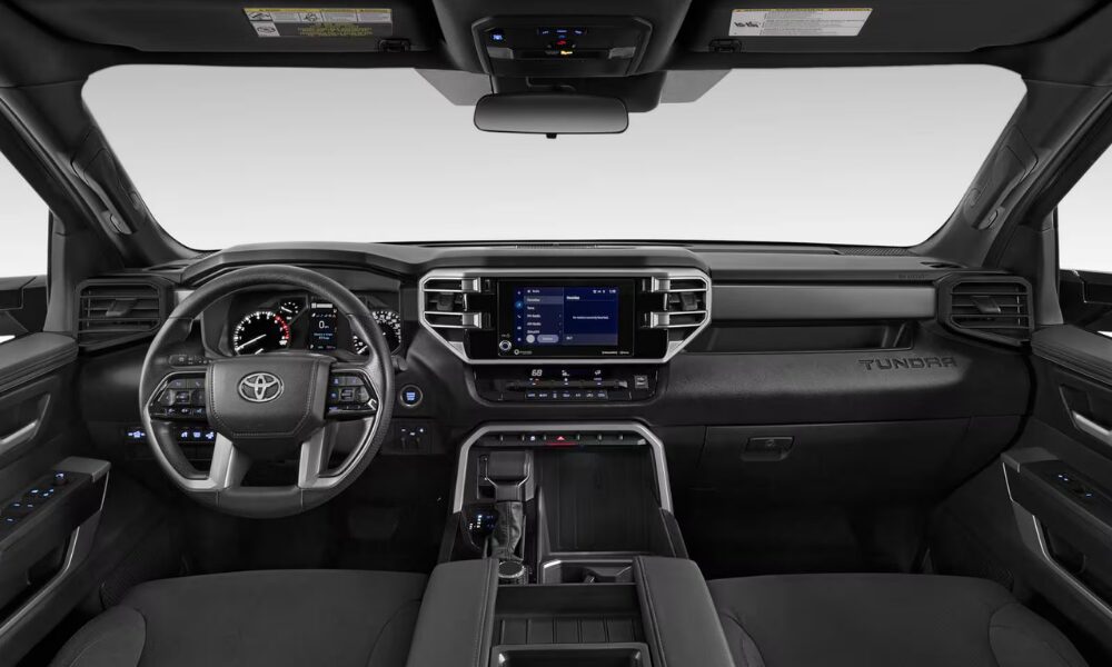 Inside the 2026 Tundra Double Cab, the cabin combines rugged durability with premium comfort, featuring soft-touch materials, a large touchscreen display, and intuitive controls for both driver and passengers.