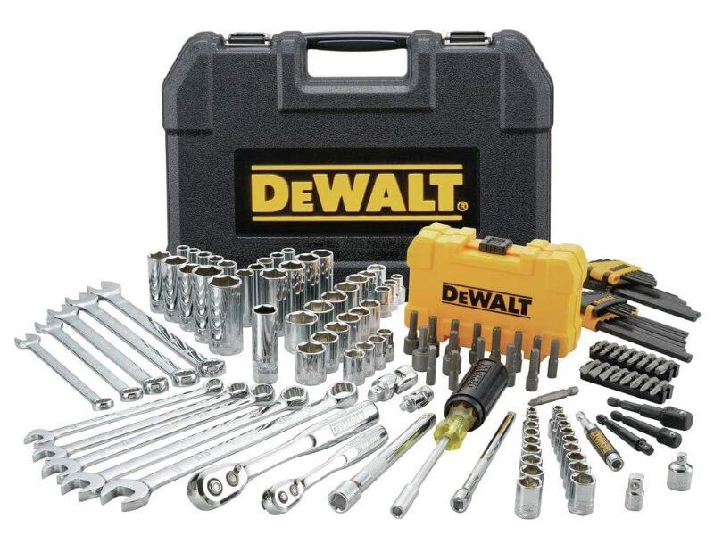 DEWALT 142-Piece Mechanics Tool Kit with SAE and metric sockets