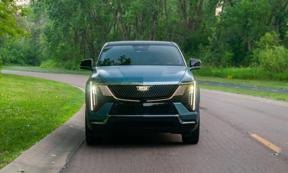 2025 Cadillac Escalade IQ front exterior design