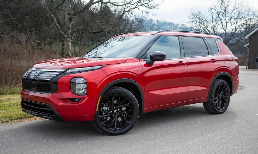 2026 Nissan Rogue Plug-In Hybrid side profile