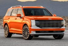 2026 Hyundai Palisade Hybrid front view in dark blue exterior