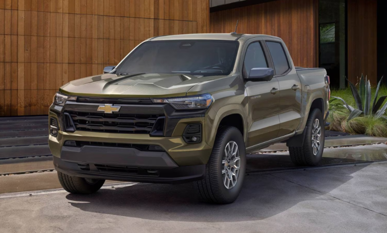 2024 Chevrolet Colorado Z71 front view